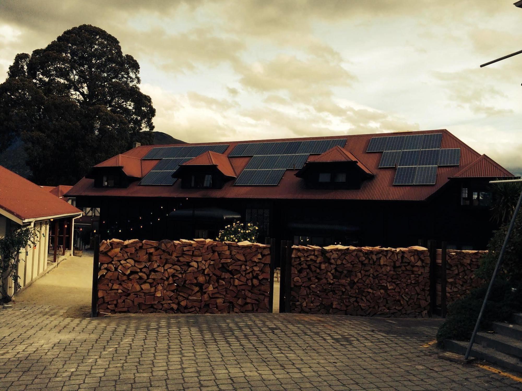 Sherwood Queenstown Bagian luar foto